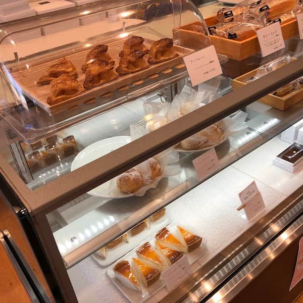 Blanca 津スイーツファクトリーの店内風景