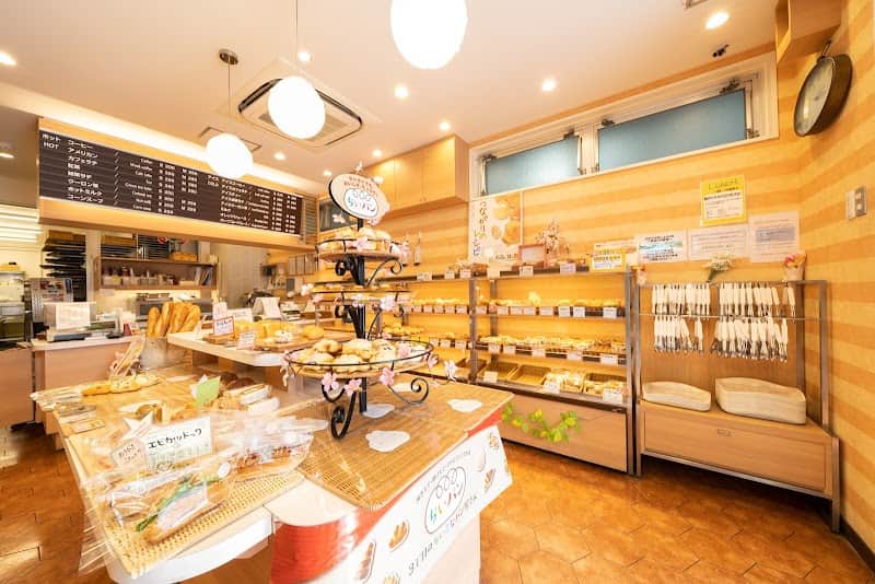 3丁目のちいさなパン屋さんの店内風景