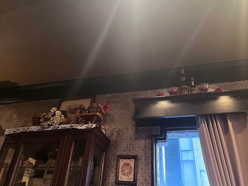 カフェ プリンセスキティーズの店内風景