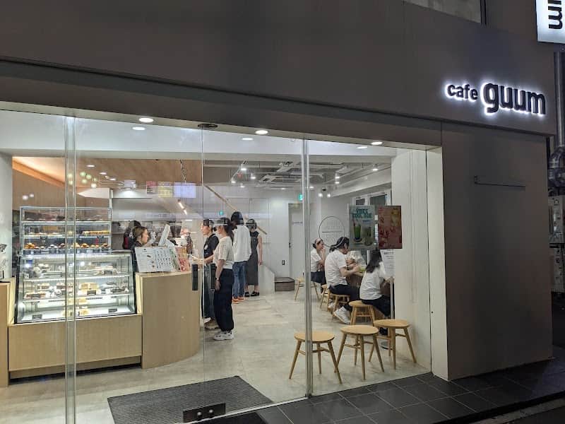 cafe guumの店内風景