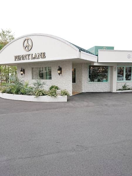 ペニーレイン 宿郷店の店内風景