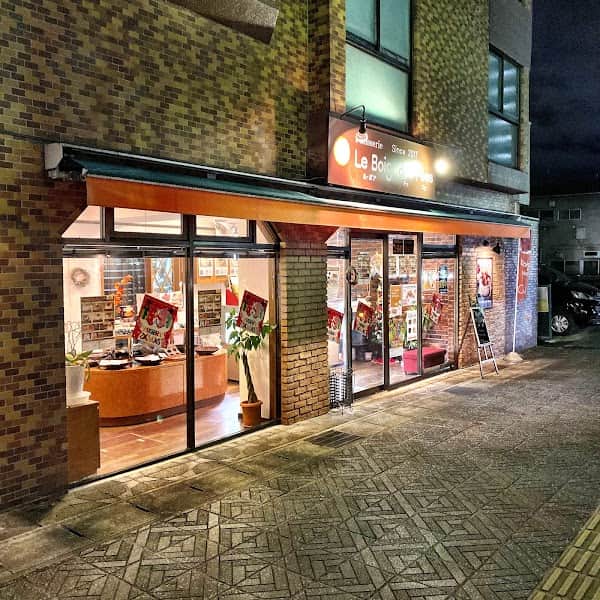 Le'Bois des F'ees（ルボア ドゥ フェ）の店内風景