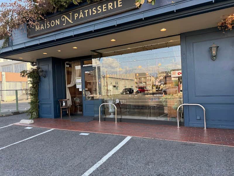 Maison N Pâtisserieの店内風景