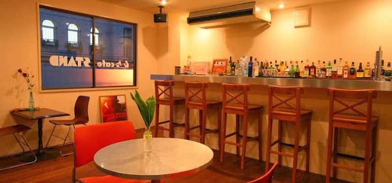 cafe STANDの店内風景