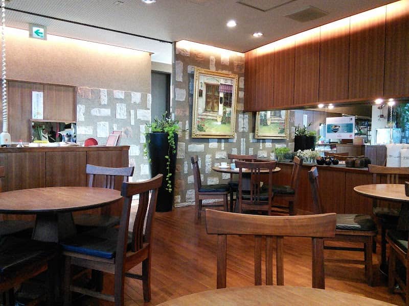 フカツコーヒーの店内風景