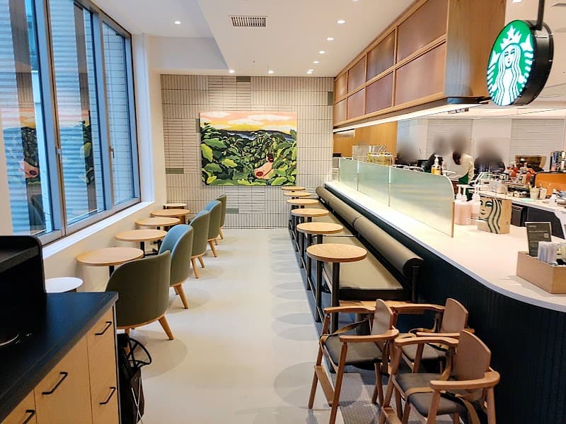スターバックスコーヒー TSUTAYA BOOKSTORE MARUNOUCHI店