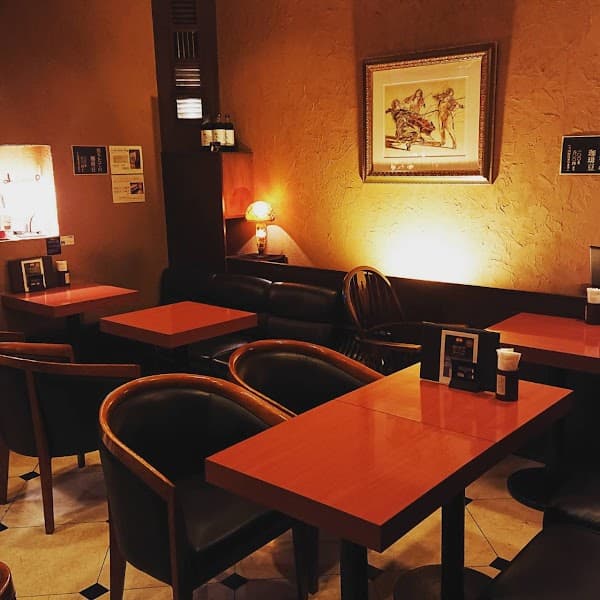 Le Premier Cafe 心斎橋本店の写真