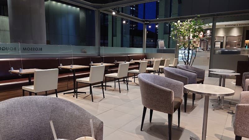 BLOSSOM & BOUQUET 赤坂Kタワー店