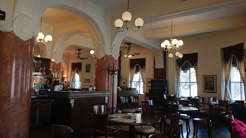 CAFE de la PRESSEの写真