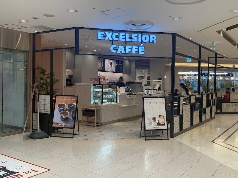 エクセルシオール カフェ 八王子オクトーレ店の店内風景
