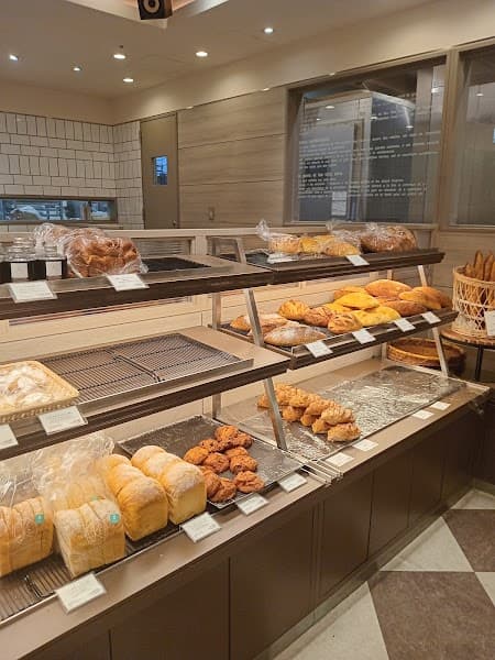 MAISON KAYSER ルクア大阪店