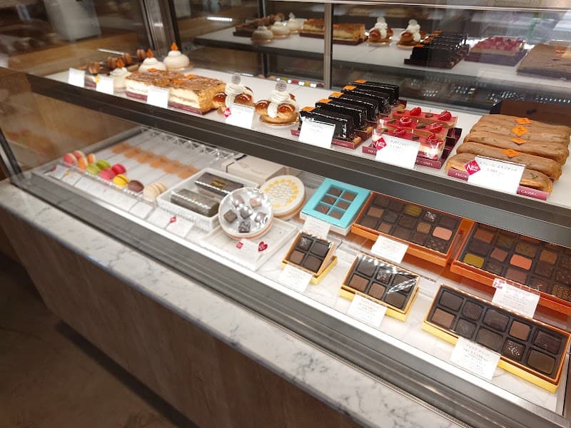 フレデリック・カッセル 経堂アトリエ店の店内風景