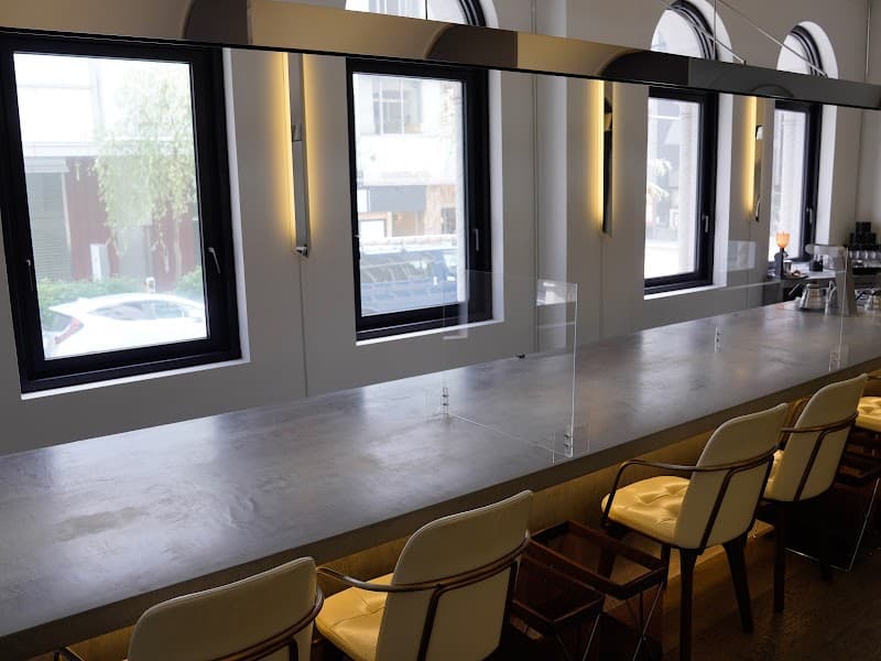 アンリ・シャルパンティエ 銀座メゾンの写真