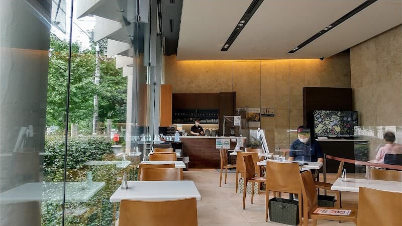 Cafe 椿