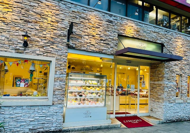 リモージュタケヤの店内風景