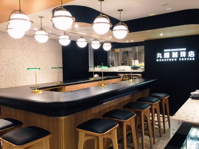 丸福珈琲店 大阪国際空港（伊丹空港）店の店内風景