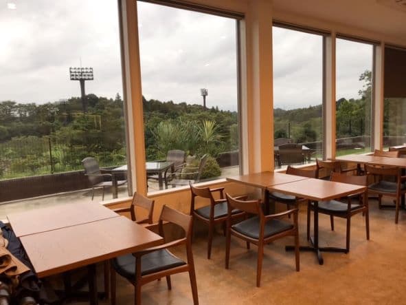 ICHISARA DINING HILLS CAFE(イチサラ ダイニングヒルズカフェ)の店内風景