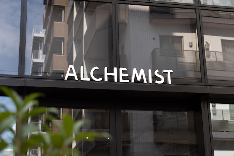 ALCHEMIST Asakusaの店内風景