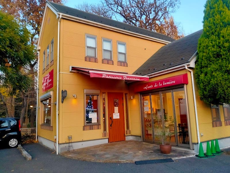 アンファン・ルミエールの店内風景