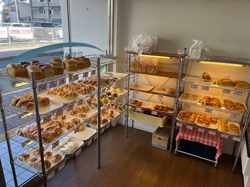 自家焼パン Doo Bie (ドゥービー)の店内風景