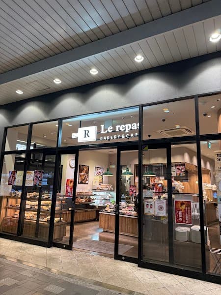 ルパ 府中店