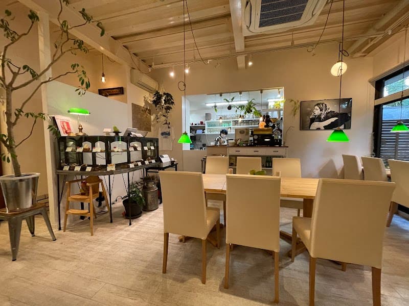 Kurav's Cafe Mototanaka