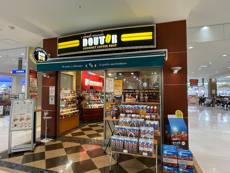 ドトールコーヒーショップ　ＶＩＡ　ＭＡＬＬ　江南店の店内風景