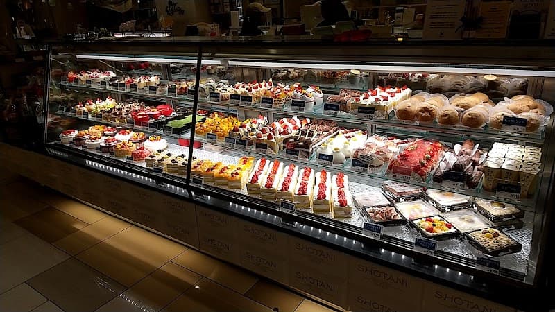 ショウタニ 大丸梅田店の店内風景