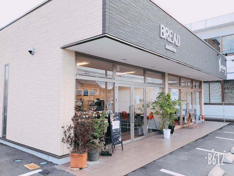 まちのパン屋mittenの店内風景