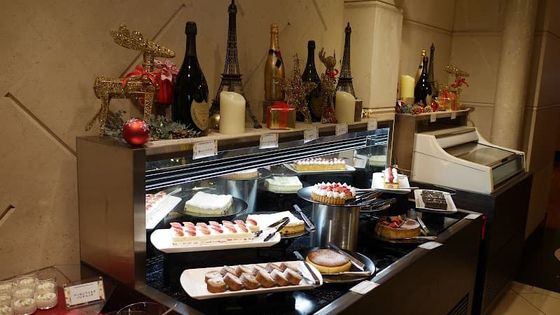 パティスリーSATSUKIの店内風景