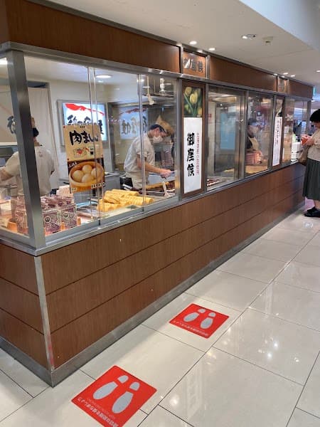 御座候 星ヶ丘三越店の店内風景