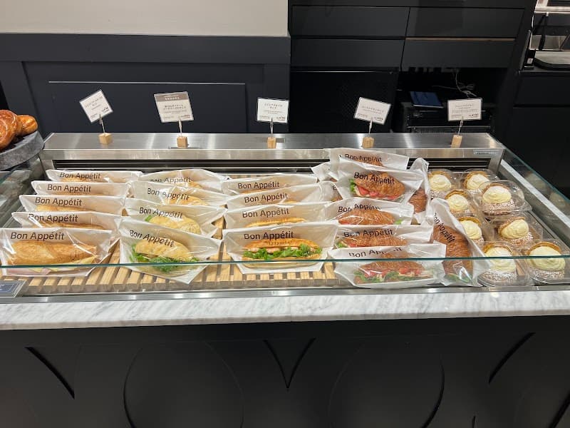 MAISON KAYSER 池袋サンシャイン店