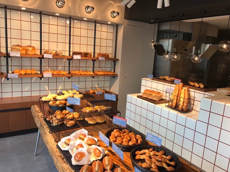 SHIBUichi BAKERYの店内風景
