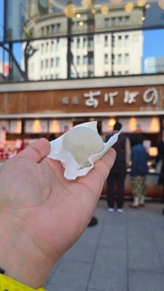 銀座あけぼの 銀座三越店の店内風景