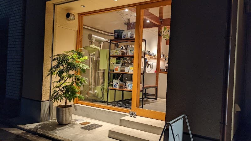 IOLITE COFFEE ROASTERSの店内風景