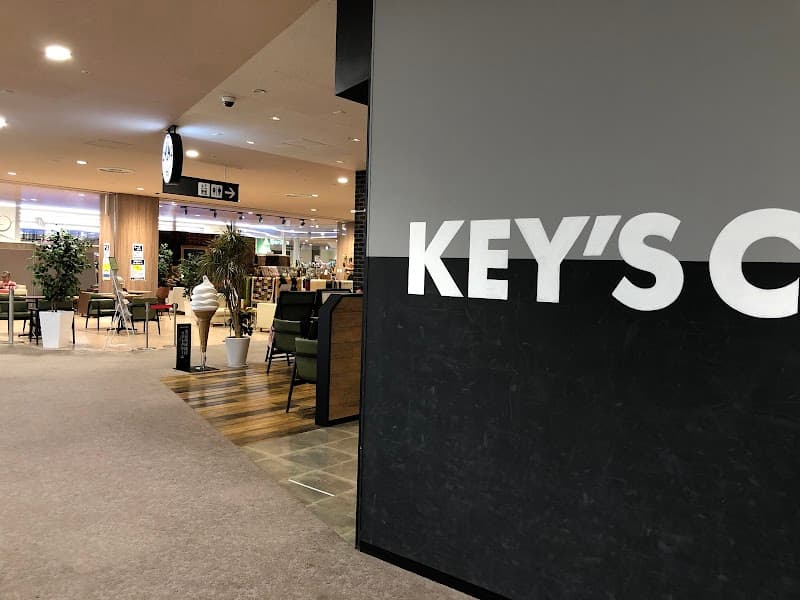 KEY’S CAFÉ 検見川浜店