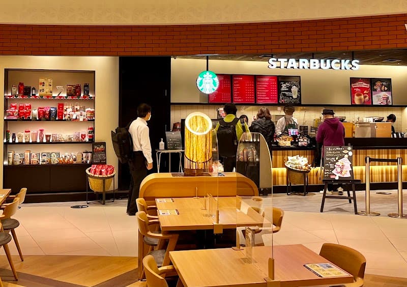 スターバックスコーヒー 大阪国際空港（伊丹空港）国内線南ゲートエリア店の写真