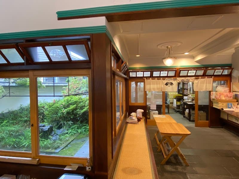㈱高砂堂 本店