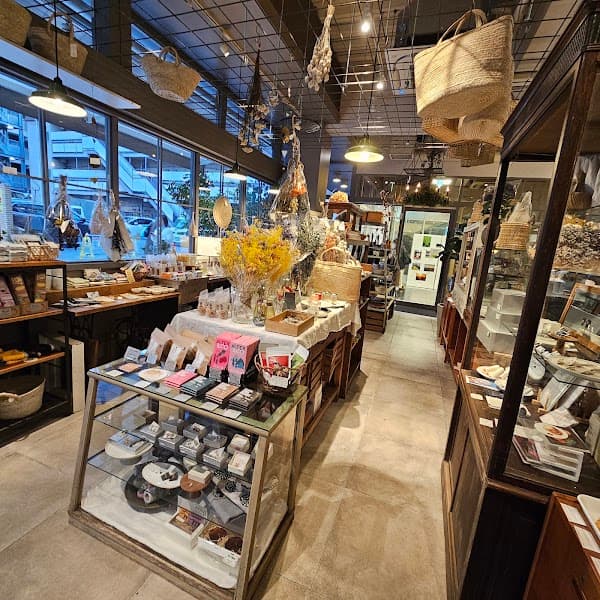 CAFE HI FAMIGLIAの店内風景