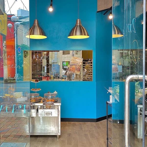 焦がしバター香る店ACARI三島店の写真