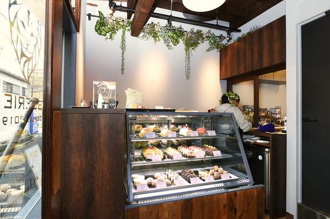 PATISSERIE KIA