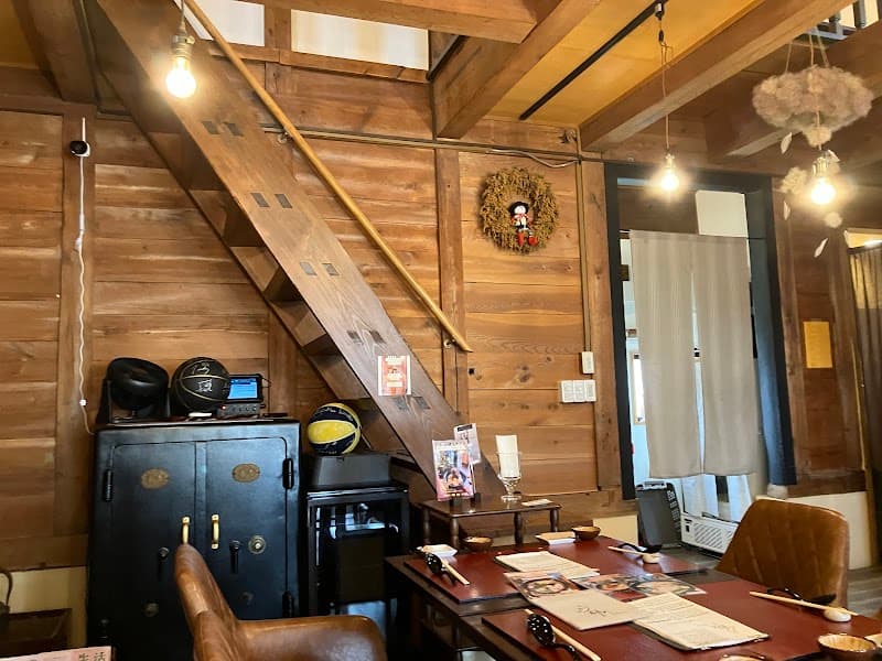 うどん鶴るTURURU with books＆cafeの写真