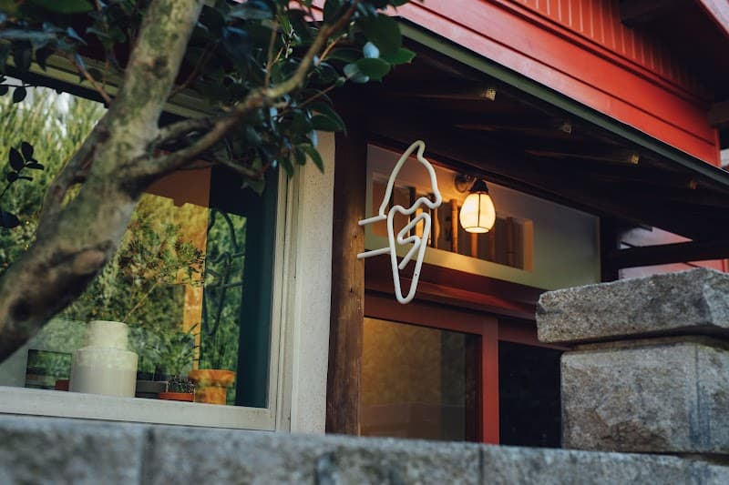 asatteのジェラートの店内風景