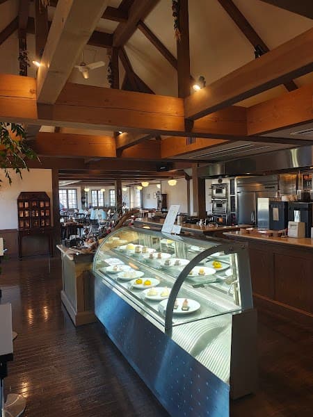 クラブハリエ 彦根美濠の舎の店内風景
