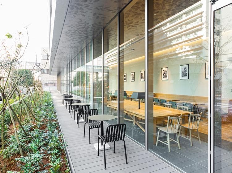 DEAN & DELUCA カフェ 慈恵大学病院
