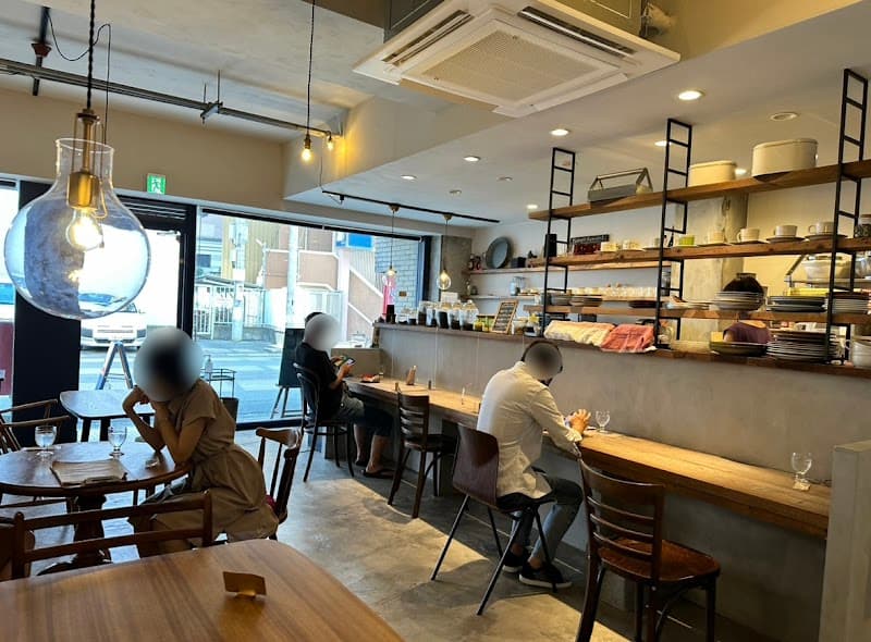 café macolinne (カフェマコリンヌ）