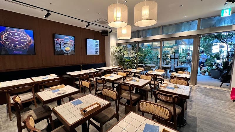 MID TREE 代官山の店内風景