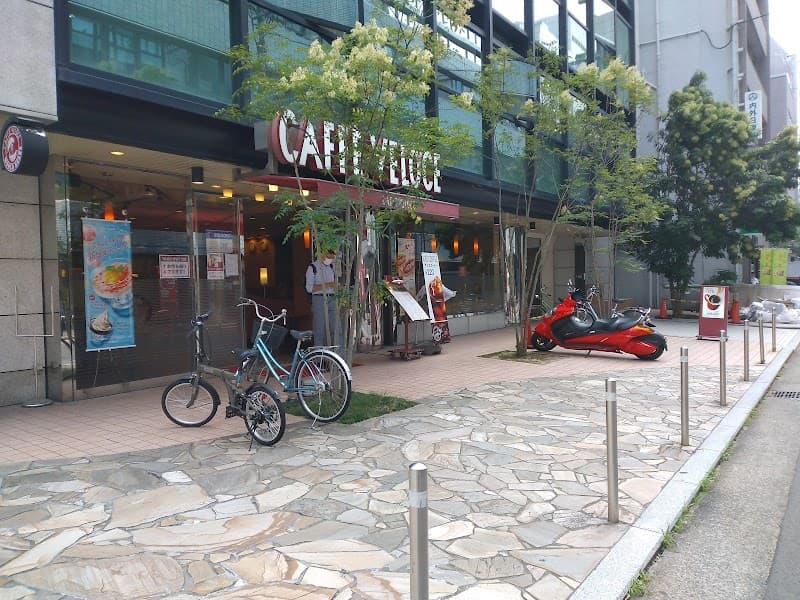 CAFFE VELOCE 備後町三丁目店