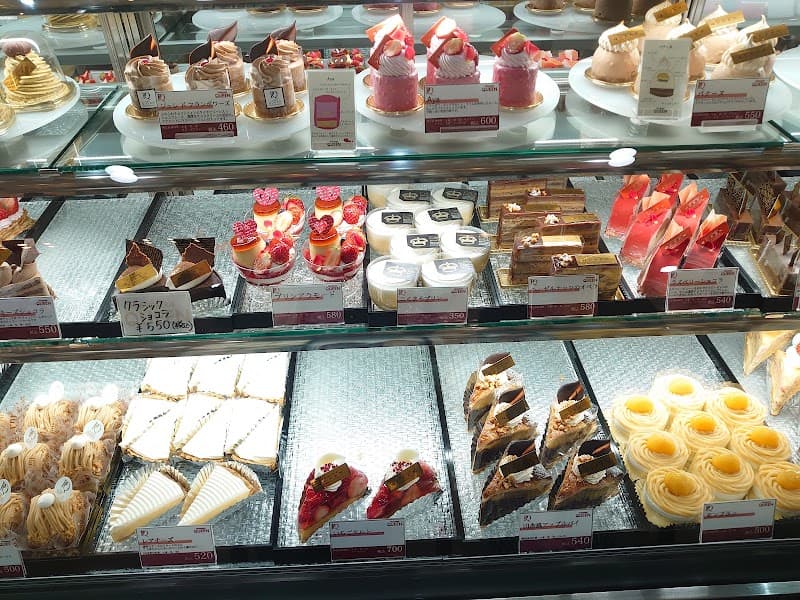 クイーン洋菓子店 本店の写真