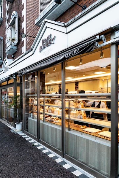 コミベーカリー知寄町本店